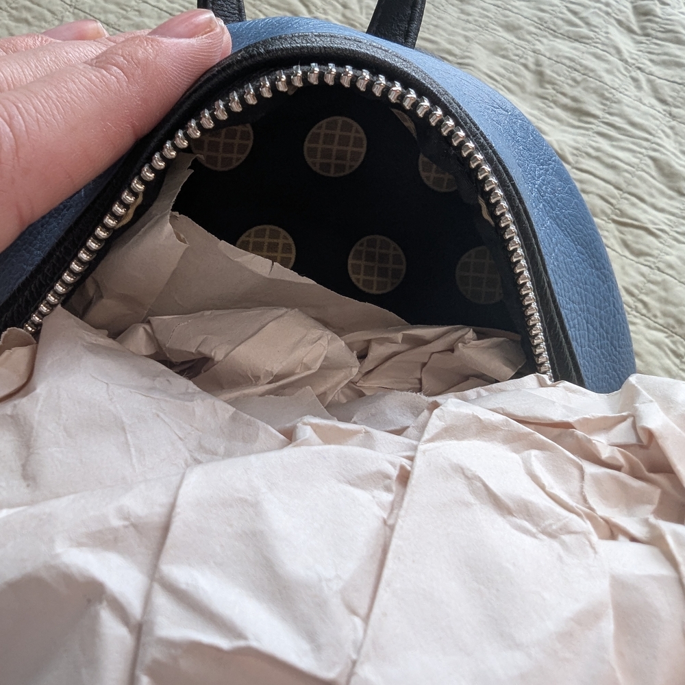 Hot Topic Exclusive Stranger Things Loungefly, Bn… - image 6